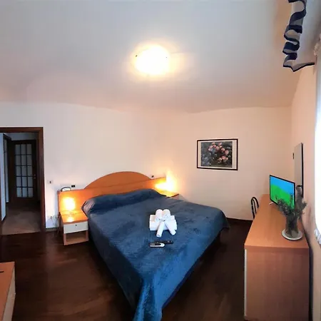 Giada Palace - Apartahotel Lucca