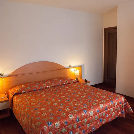 Giada Palace - Aparthotel Lucca