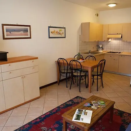 Aparthotel Giada Palace - 3*