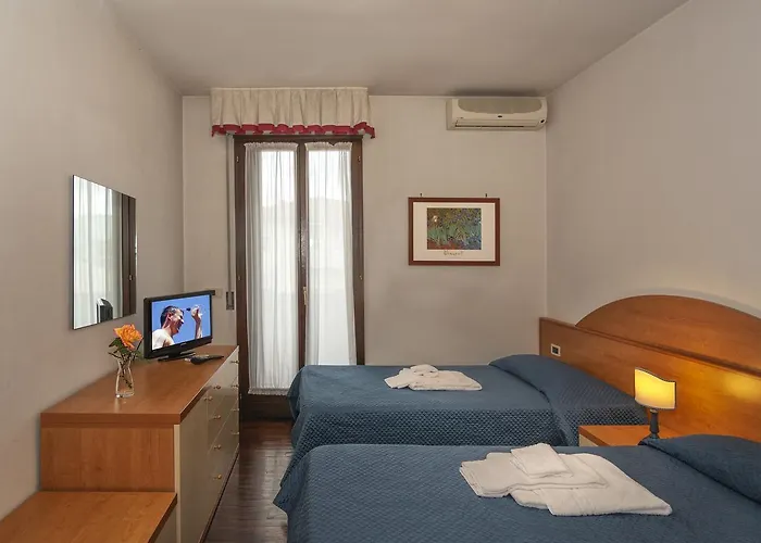 Giada Palace - 卢卡