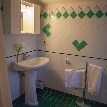 Giada Palace - Lägenhetshotell