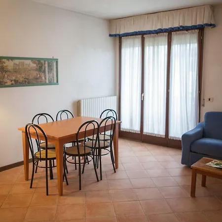 Aparthotel Giada Palace - 3*