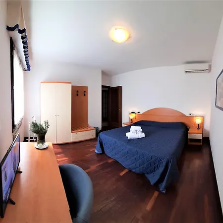 Lägenhetshotell Giada Palace - 3*