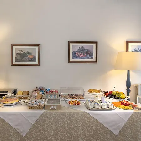 Giada Palace - Lägenhetshotell Lucca